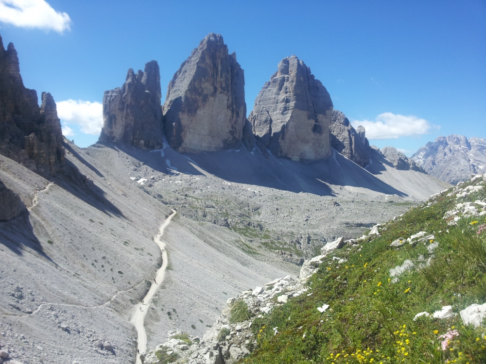 hiking tours in the dolomites